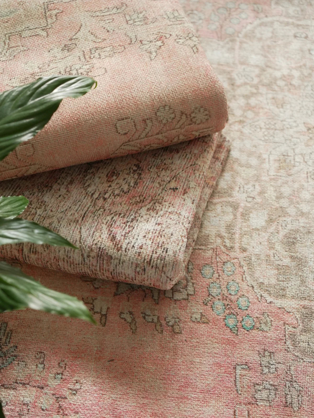 Tapis vintage Ozge Lomé
